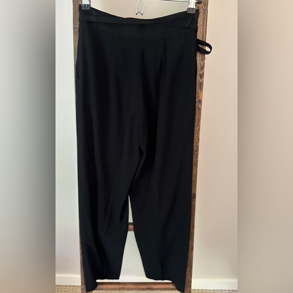 Aritzia Babaton black front tie dress pants size 0 - Picture 3 of 13